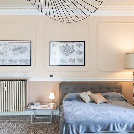 Appartement Eleganza Sabauda 120 Sqm Luxury Historical Flat Turin