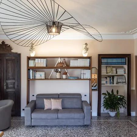 Eleganza Sabauda 120 Sqm Luxury Historical Flat *