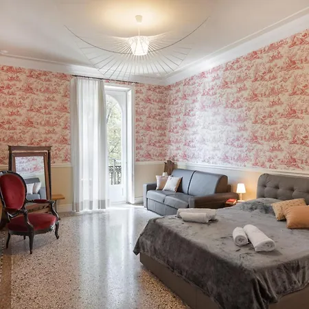 Eleganza Sabauda 120 Sqm Luxury Historical Flat Apartment