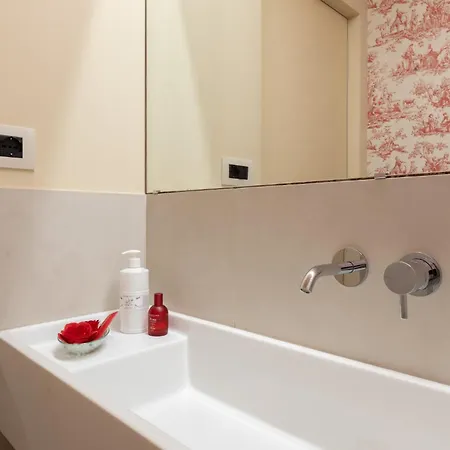 Eleganza Sabauda 120 Sqm Luxury Historical Flat 公寓 *