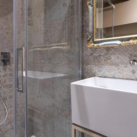 Apartamento Eleganza Sabauda 120 Sqm Luxury Historical Flat *