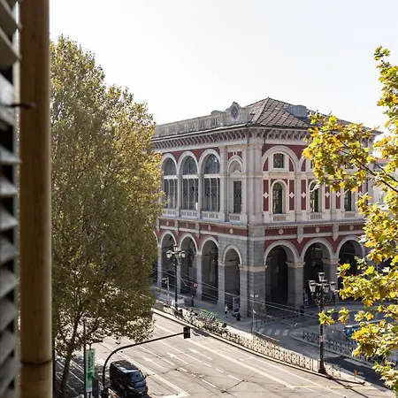 公寓 Eleganza Sabauda 120 Sqm Luxury Historical Flat