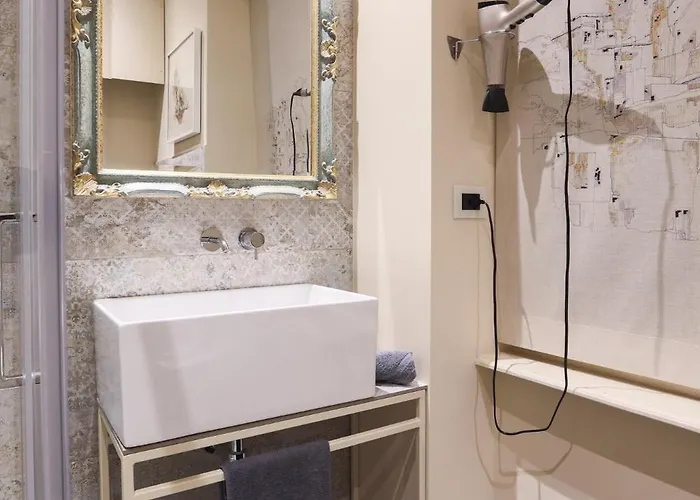 Eleganza Sabauda 120 Sqm Luxury Historical Flat Appartamento
