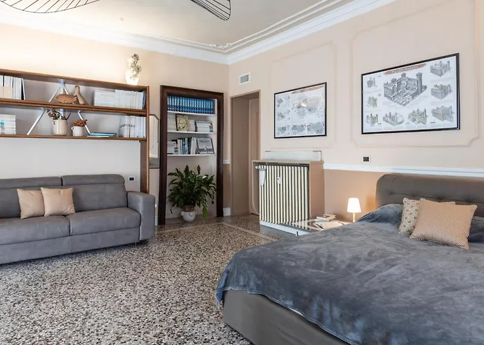 Eleganza Sabauda 120 Sqm Luxury Historical Flat Appartamento *
