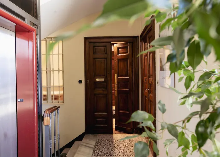 Eleganza Sabauda 120 Sqm Luxury Historical Flat Torino