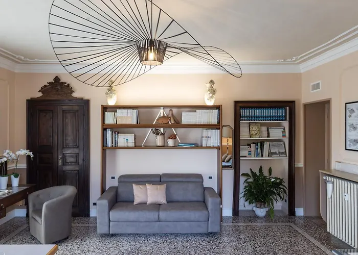 Eleganza Sabauda 120 Sqm Luxury Historical Flat *